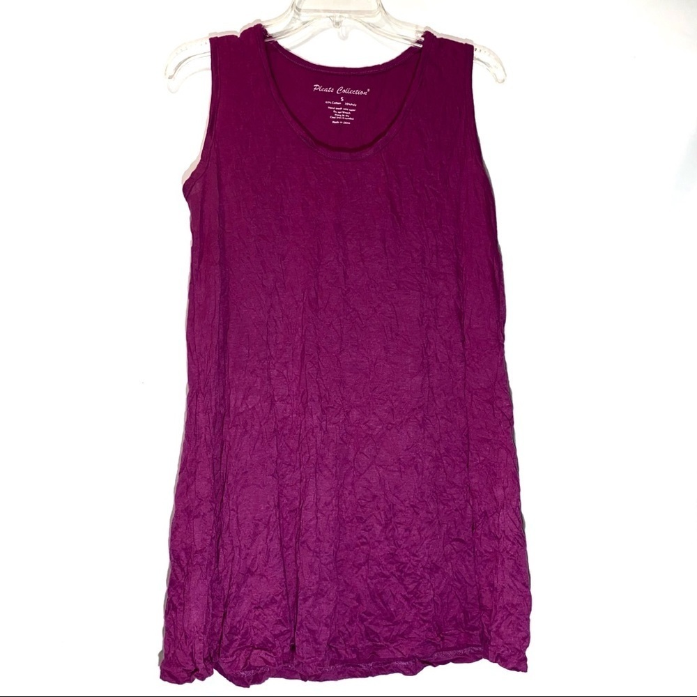 Pleats Collection Magenta Sleeveless Top Small